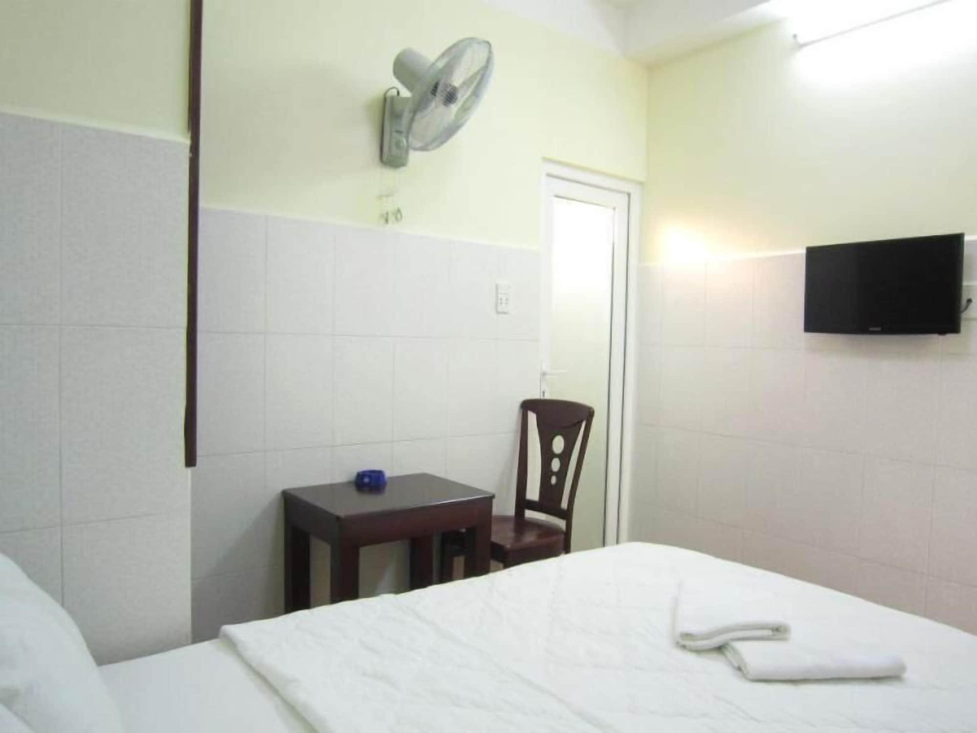 Tia Náng Hòng - Pink Sunbeam Hostel
